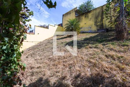 Casa à venda com 300m², 3 quartos e 2 vagasQuintal