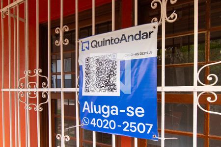 Casa para alugar com 100m², 2 quartos e 2 vagasFachada