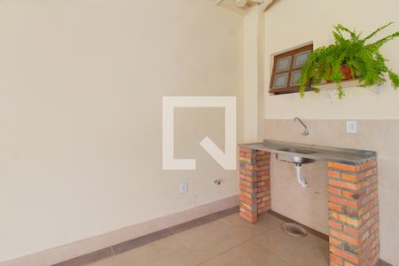 Casa para alugar com 100m², 2 quartos e 2 vagasSalão de festas