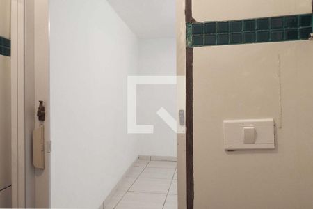 Casa para alugar com 30m², 1 quarto e sem vaga Casa para alugar com 30m², 1 quarto e sem vagaBanheiro
