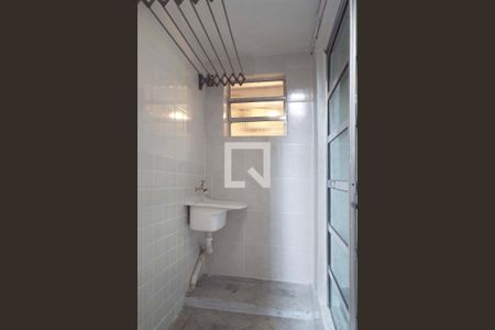 Casa para alugar com 30m², 1 quarto e sem vaga Casa para alugar com 30m², 1 quarto e sem vagaÁrea de Serviço