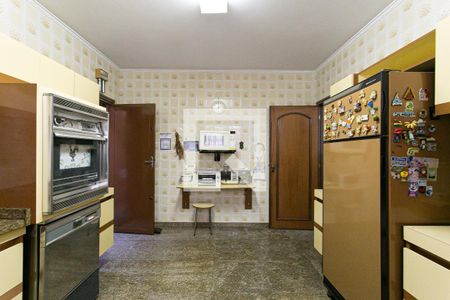 Casa para alugar com 480m², 5 quartos e 2 vagas Casa para alugar com 480m², 5 quartos e 2 vagasCozinha