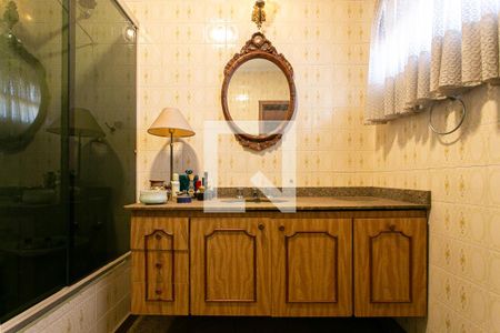 Casa para alugar com 480m², 5 quartos e 2 vagas Casa para alugar com 480m², 5 quartos e 2 vagasBanheiro da Suíte 1