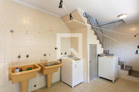 Casa para alugar com 480m², 5 quartos e 2 vagas Casa para alugar com 480m², 5 quartos e 2 vagasÁrea de Serviço