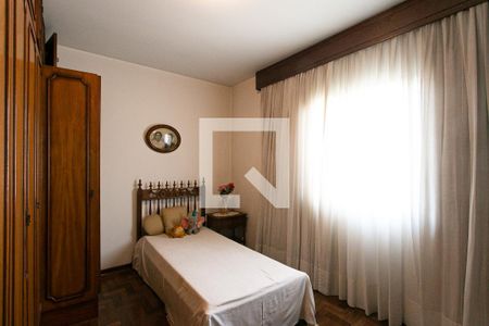 Casa para alugar com 480m², 5 quartos e 2 vagas Casa para alugar com 480m², 5 quartos e 2 vagasSuíte 2