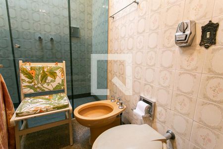 Casa para alugar com 480m², 5 quartos e 2 vagas Casa para alugar com 480m², 5 quartos e 2 vagasBanheiro da Suíte 4