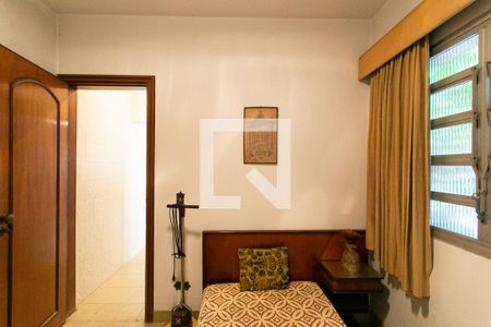 Casa para alugar com 480m², 5 quartos e 2 vagas Casa para alugar com 480m², 5 quartos e 2 vagasQuarto de Serviço