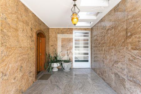 Casa para alugar com 480m², 5 quartos e 2 vagas Casa para alugar com 480m², 5 quartos e 2 vagasEntrada