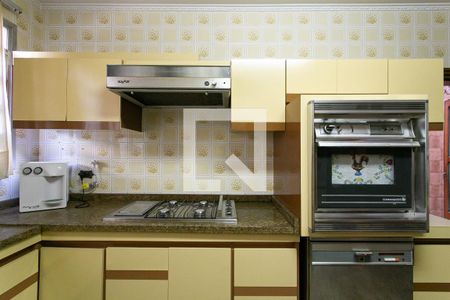 Casa para alugar com 480m², 5 quartos e 2 vagas Casa para alugar com 480m², 5 quartos e 2 vagasCozinha