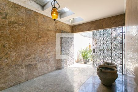 Casa para alugar com 480m², 5 quartos e 2 vagas Casa para alugar com 480m², 5 quartos e 2 vagasEntrada