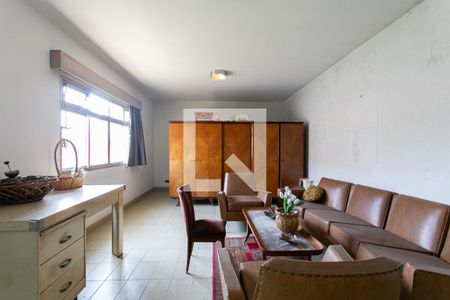 Casa para alugar com 480m², 5 quartos e 2 vagas Casa para alugar com 480m², 5 quartos e 2 vagasSalão