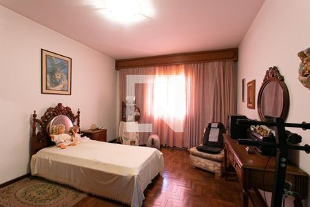 Casa para alugar com 480m², 5 quartos e 2 vagas Casa para alugar com 480m², 5 quartos e 2 vagasSuíte 1