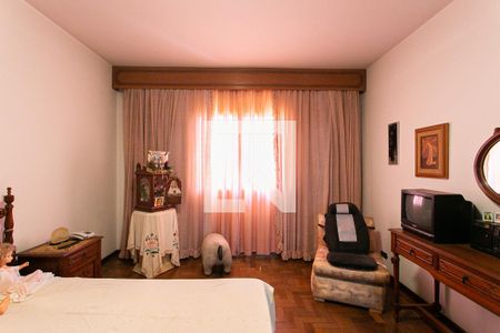 Casa para alugar com 480m², 5 quartos e 2 vagas Casa para alugar com 480m², 5 quartos e 2 vagasSuíte 1