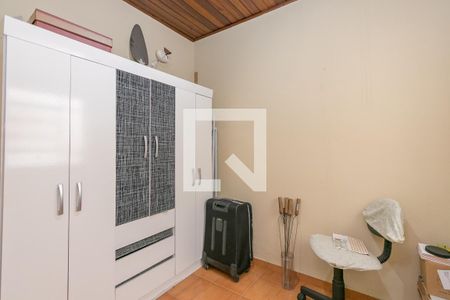 Casa à venda com 74m², 2 quartos e 1 vagaQuarto de Serviço