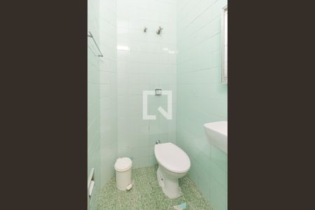 Casa à venda com 74m², 2 quartos e 1 vagaBanheiro