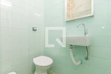 Casa à venda com 74m², 2 quartos e 1 vagaBanheiro