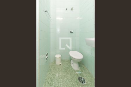 Casa à venda com 74m², 2 quartos e 1 vagaBanheiro