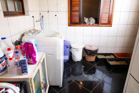 Apartamento à venda com 95m², 3 quartos e 2 vagas Apartamento à venda com 95m², 3 quartos e 2 vagasLavanderia