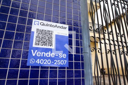 Apartamento à venda com 95m², 3 quartos e 2 vagas Apartamento à venda com 95m², 3 quartos e 2 vagasPlaquinha
