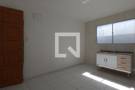 Sala /Cozinha de kitnet/studio para alugar com 1 quarto, 30m² em Jardim Santo Antonio, São Paulo