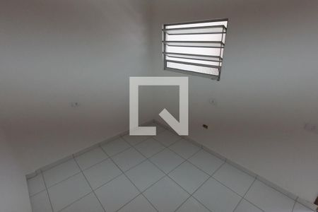 Quarto de kitnet/studio para alugar com 1 quarto, 30m² em Jardim Santo Antonio, São Paulo