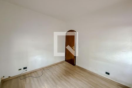 Casa à venda com 240m², 4 quartos e 2 vagas Casa à venda com 240m², 4 quartos e 2 vagasQuarto