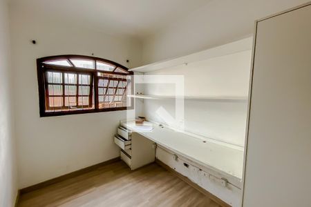 Casa à venda com 240m², 4 quartos e 2 vagas Casa à venda com 240m², 4 quartos e 2 vagasQuarto 2