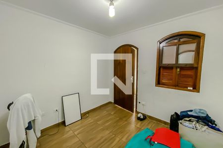 Casa à venda com 240m², 4 quartos e 2 vagas Casa à venda com 240m², 4 quartos e 2 vagasQuarto de Serviço