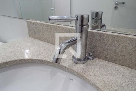 Apartamento à venda com 59m², 2 quartos e 1 vagaDetalhe do Banheiro