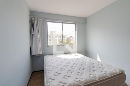 Quarto 1 Suite de apartamento para alugar com 3 quartos, 82m² em Água Verde, Curitiba
