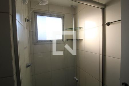 Banheiro de apartamento à venda com 2 quartos, 42m² em Mato Grande, Canoas