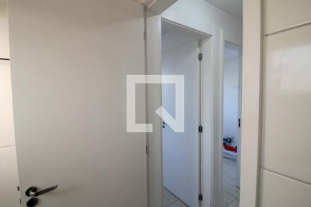 Banheiro de apartamento à venda com 2 quartos, 42m² em Mato Grande, Canoas