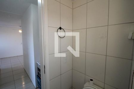 Banheiro de apartamento à venda com 2 quartos, 42m² em Mato Grande, Canoas