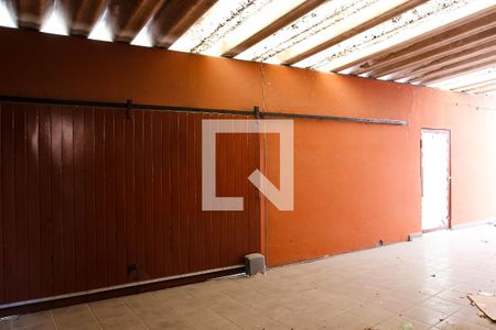 Garagem de casa à venda com 2 quartos, 171m² em Parque Oratório, Santo André