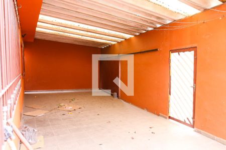 Garagem de casa à venda com 2 quartos, 171m² em Parque Oratório, Santo André