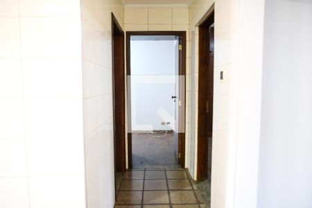 Corredor de casa à venda com 2 quartos, 171m² em Parque Oratório, Santo André
