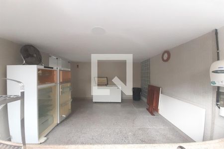 Apartamento à venda com 165m², 3 quartos e 1 vaga Apartamento à venda com 165m², 3 quartos e 1 vagaÁrea comum - Playground