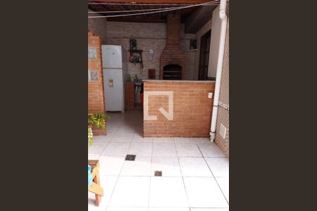 Apartamento à venda com 165m², 3 quartos e 1 vaga Apartamento à venda com 165m², 3 quartos e 1 vagaChurrasqueira