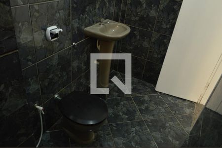 Casa para alugar com 113m², 2 quartos e sem vagaBanheiro da Suíte