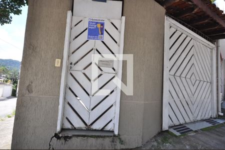 Casa para alugar com 130m², 2 quartos e 2 vagasFachada