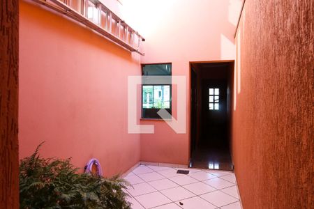 Casa à venda com 220m², 3 quartos e 4 vagasQuintal