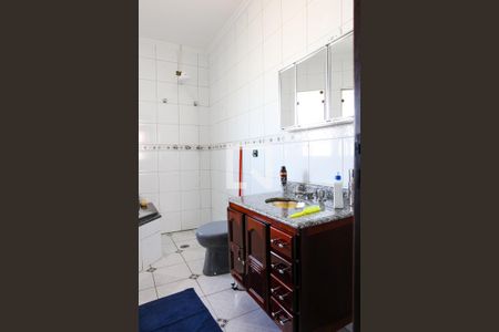 Casa à venda com 220m², 3 quartos e 4 vagasBanheiro da Suite