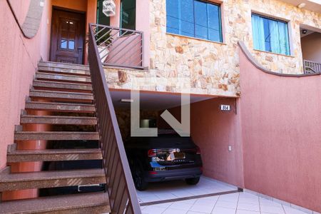 Casa à venda com 220m², 3 quartos e 4 vagasGaragem