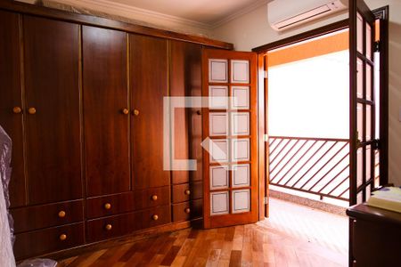 Casa à venda com 220m², 3 quartos e 4 vagasQuarto 2