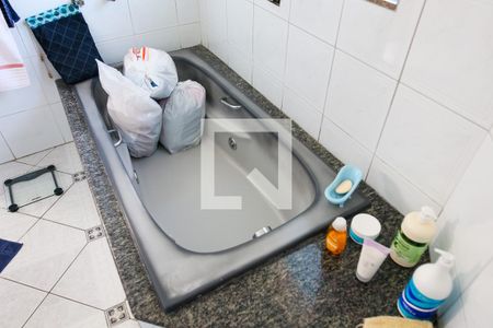 Casa à venda com 220m², 3 quartos e 4 vagasBanheiro da Suite