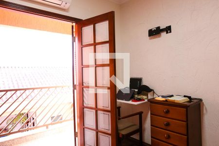 Casa à venda com 220m², 3 quartos e 4 vagasQuarto 2