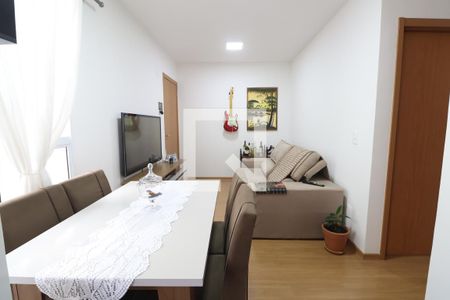 Sala de apartamento à venda com 2 quartos, 41m² em Igara, Canoas