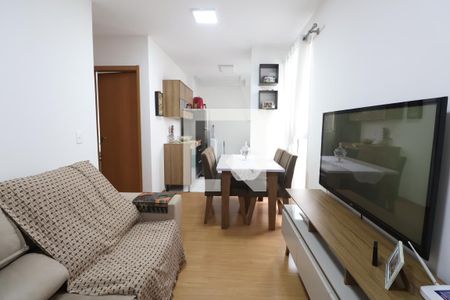 Sala de apartamento à venda com 2 quartos, 41m² em Igara, Canoas