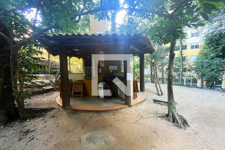 Apartamento à venda com 72m², 2 quartos e 1 vagaÁrea Comum - Playground