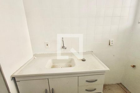 Apartamento para alugar com 76m², 2 quartos e 1 vaga Apartamento para alugar com 76m², 2 quartos e 1 vagaCozinha e Área de Serviço